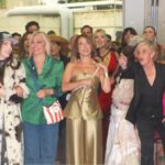 El equipo de 'La familia de la tele' en su estreno.