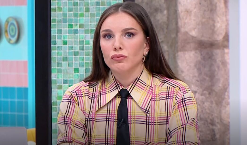 Inés Hernand en 'La familia de la tele'.