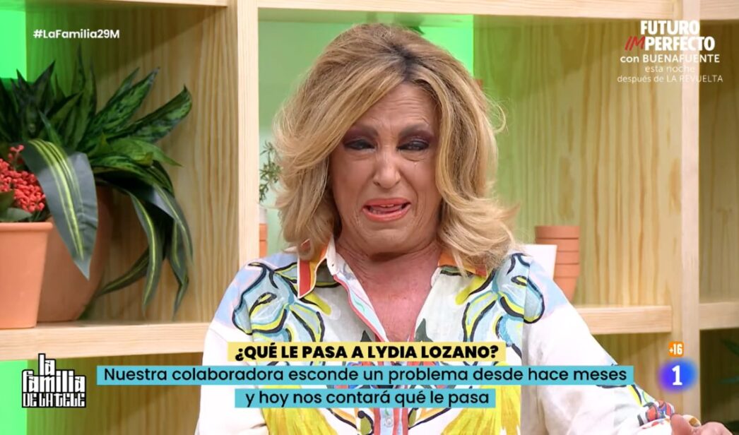 Lydia Lozano en 'La familia de la tele'.