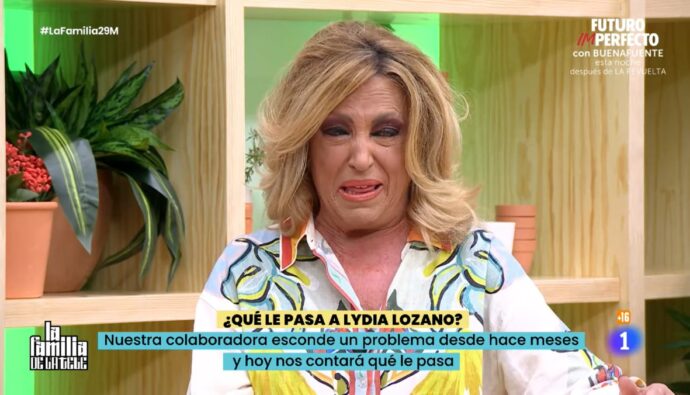 Lydia Lozano en 'La familia de la tele'.