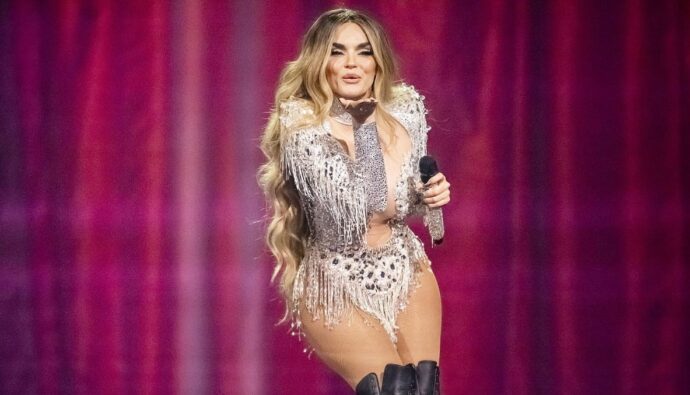 Melody en la gran final de Eurovisión 2025.