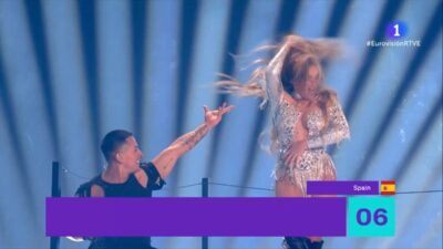 Melody en la final de Eurovisión 2025.