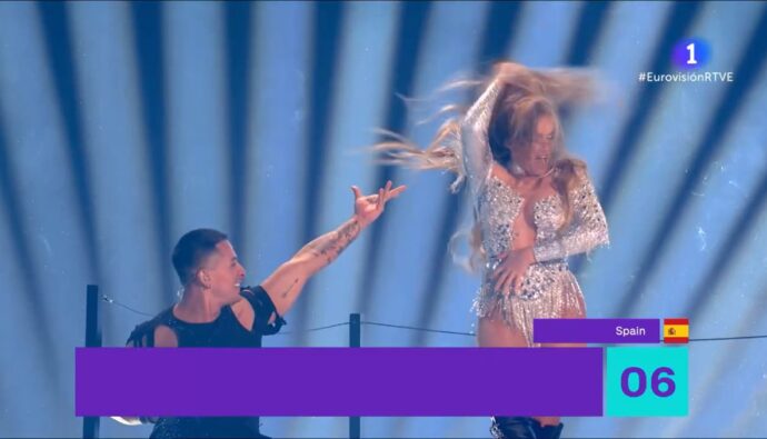 Melody en la final de Eurovisión 2025.