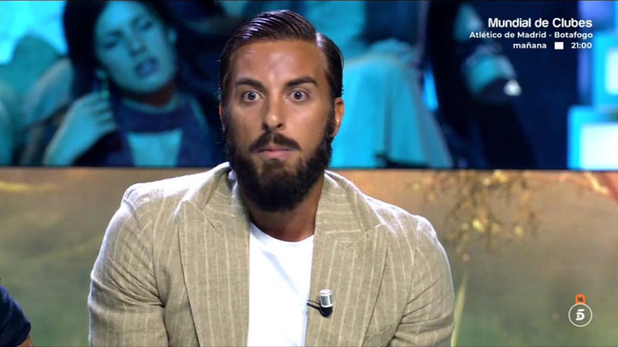 Borja González en el debate final de 'Supervivientes 2025'