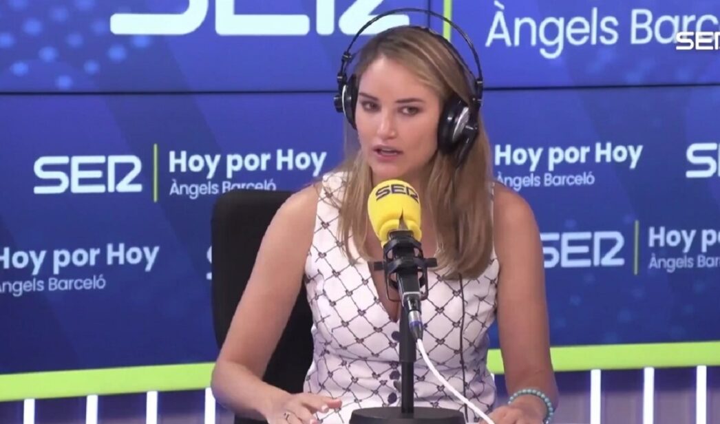 Alba Carrillo en la Cadena SER.
