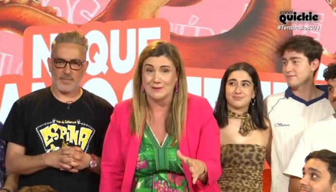 Carlota Corredera y el equipo de 'Ni que fuéramos tentáculos'.