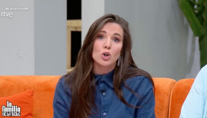 Inés Hernand en 'La familia de la tele'.