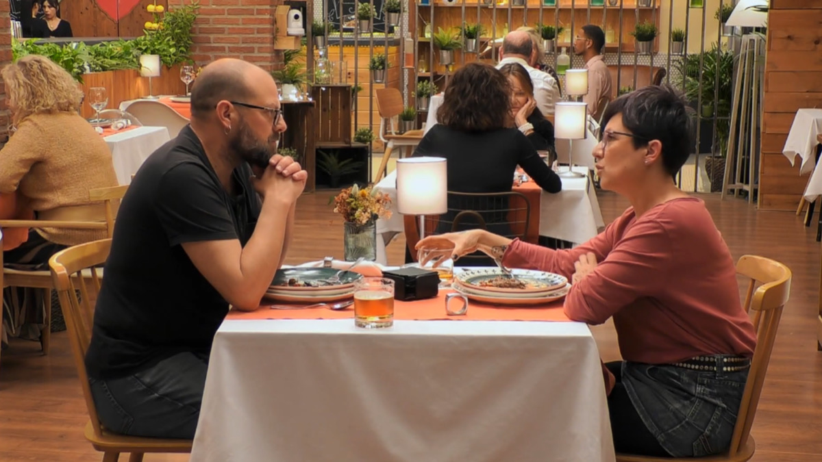 Conchi y Javier en 'First Dates'