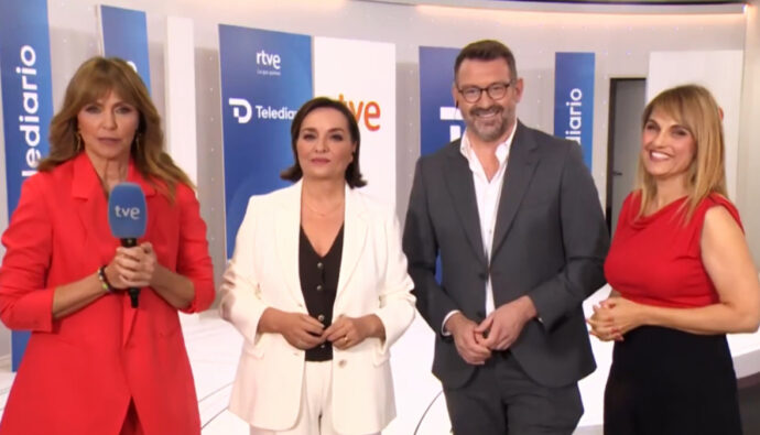 Nuevos presentadores del 'Telediario' de TVE.