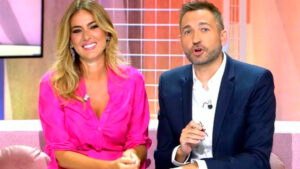 Frank Blanco y Verónica Dulanto, presentadores de 'Tardear'