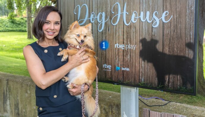 Chenoa, presentadora de 'Dog House'.