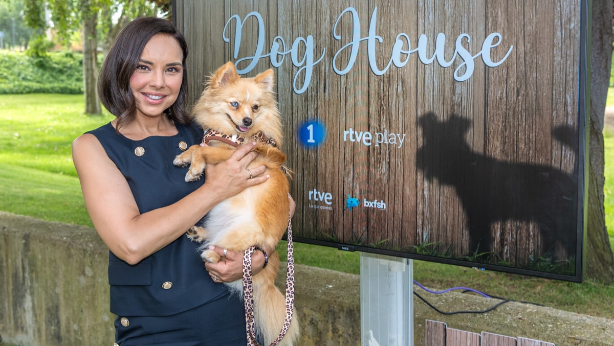 Chenoa, presentadora de 'Dog House'.