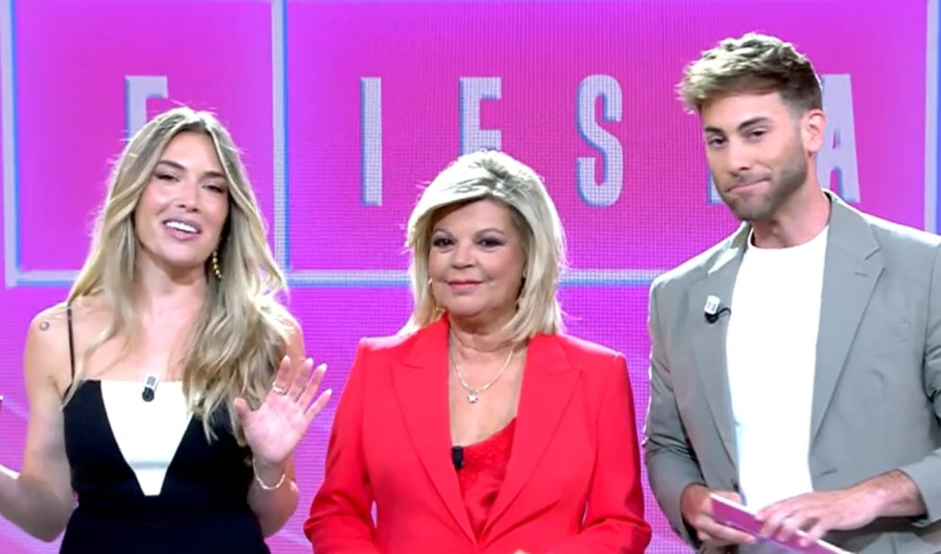 Álex Blanquer, Terelu Campos y César Muñoz en 'Fiesta'.