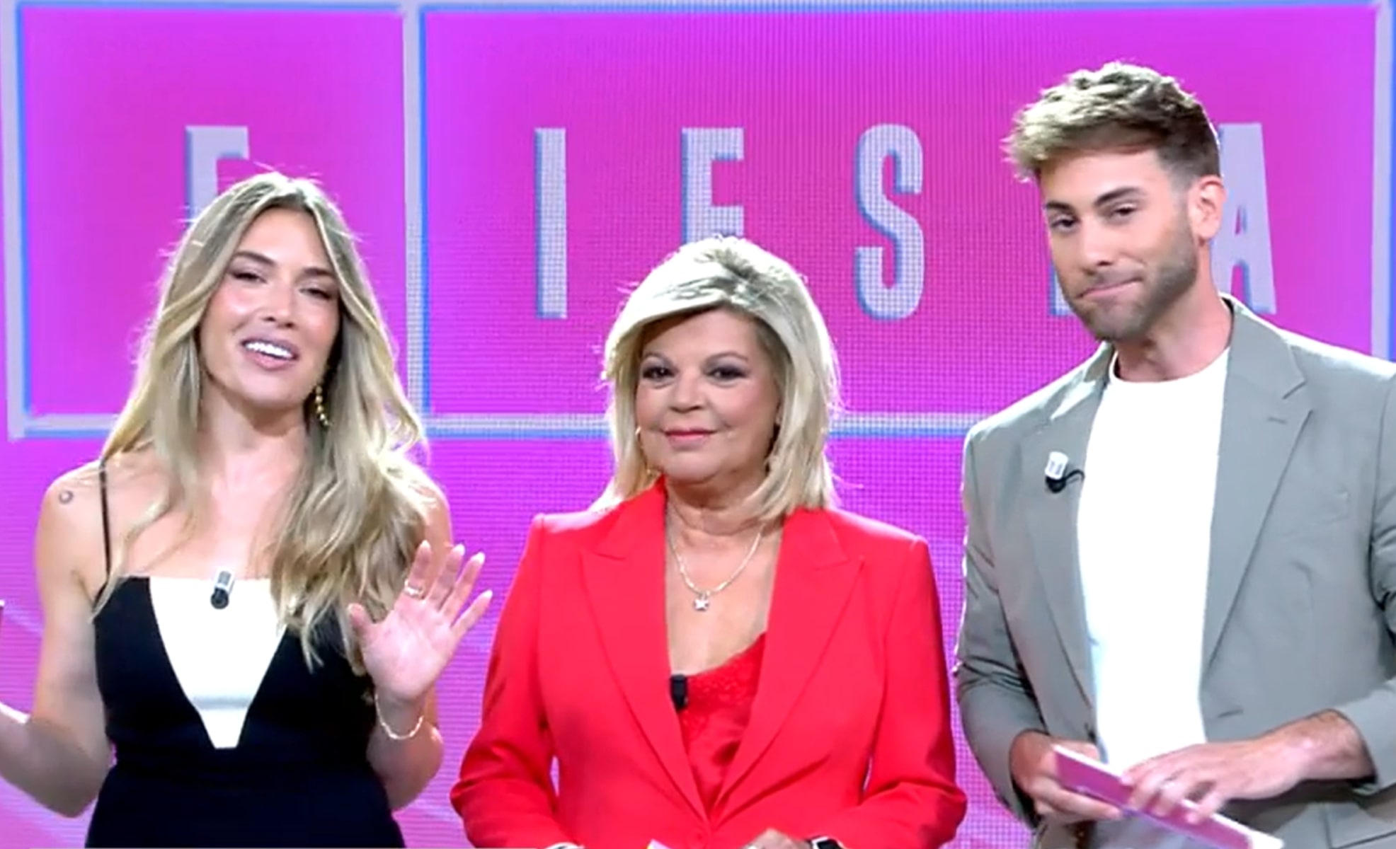 Álex Blanquer, Terelu Campos y César Muñoz en 'Fiesta'.