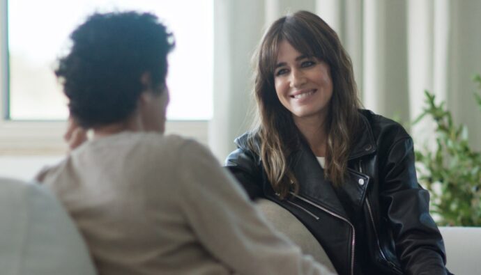 Isabel Jiménez en 'Mis raíces' con Blanca Romero.