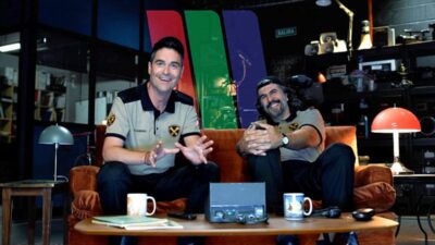 JJ Vaquero y Álex Clavero en 'La garita'.