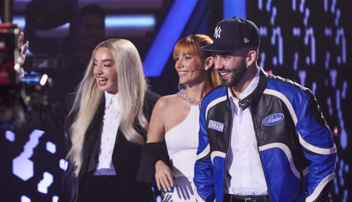 Lola Índigo, Edurne y Manuel Turizo en 'La Voz Kids'.