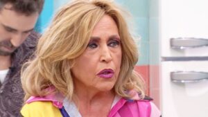 Lydia Lozano en 'La familia de la tele'.