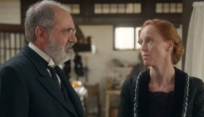 María Castro y Joaquín Climent en 'La Promesa'.