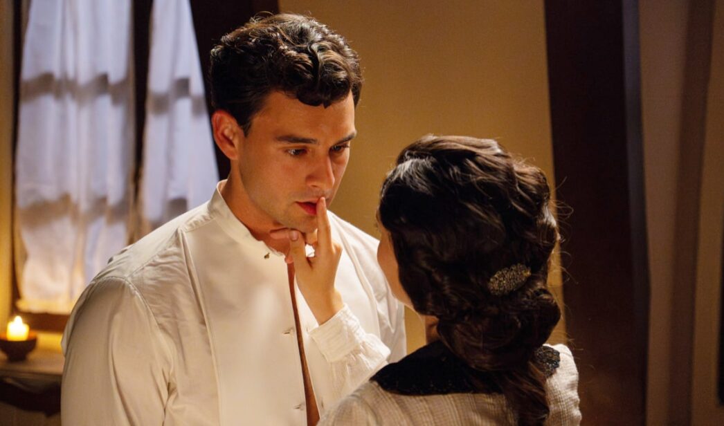 Curro y Ángela en 'La Promesa'.