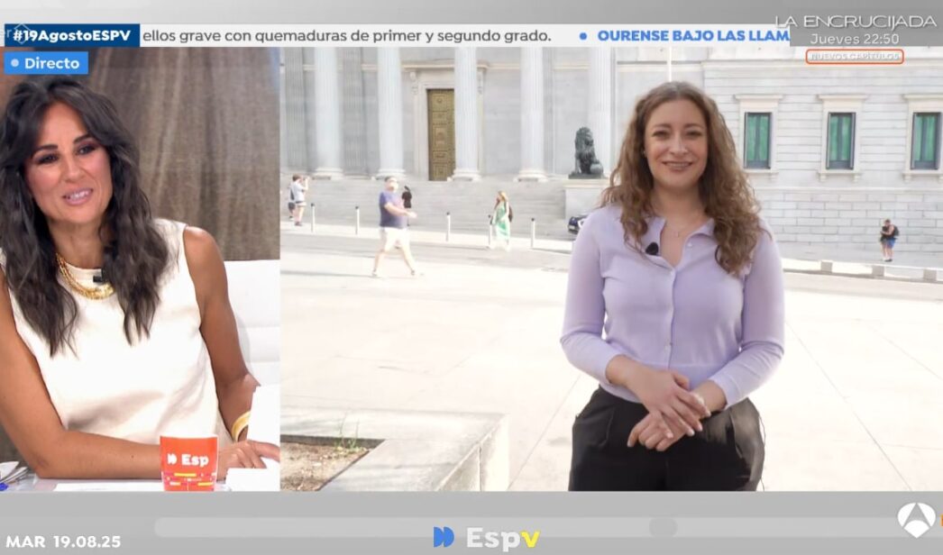 Esther Muñoz y Lorena García en 'Espejo Público'.