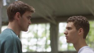 Gabriel Guevara y Hugo Welzel en 'Mar Afuera'.