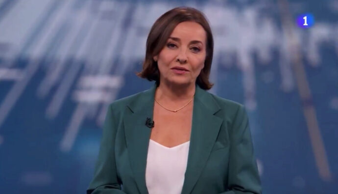 Pepa Bueno en su vuelta al 'Telediario 2'