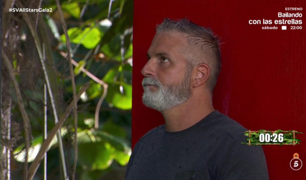 Carlos Alba durante el juego de líder de 'Supervivientes All Stars'