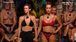 Elena y Adara en el momento de la expulsión