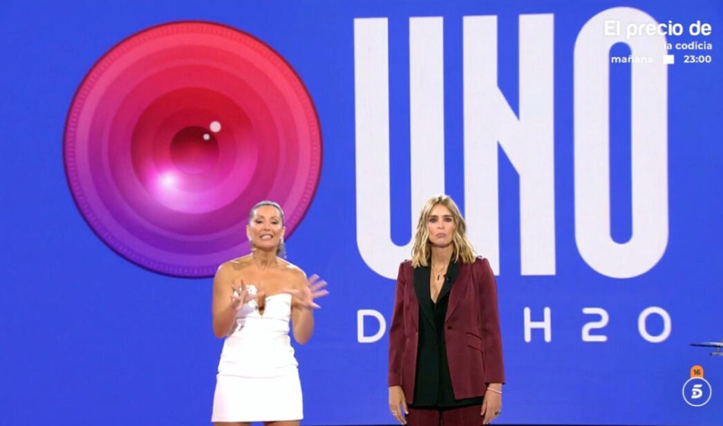 Nagore Robles y Sandra Barneda en el plató de 'Supervivientes All Stars'