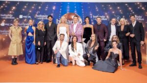 Concursantes, jurado y presentadores de 'Bailando con las estrellas'.