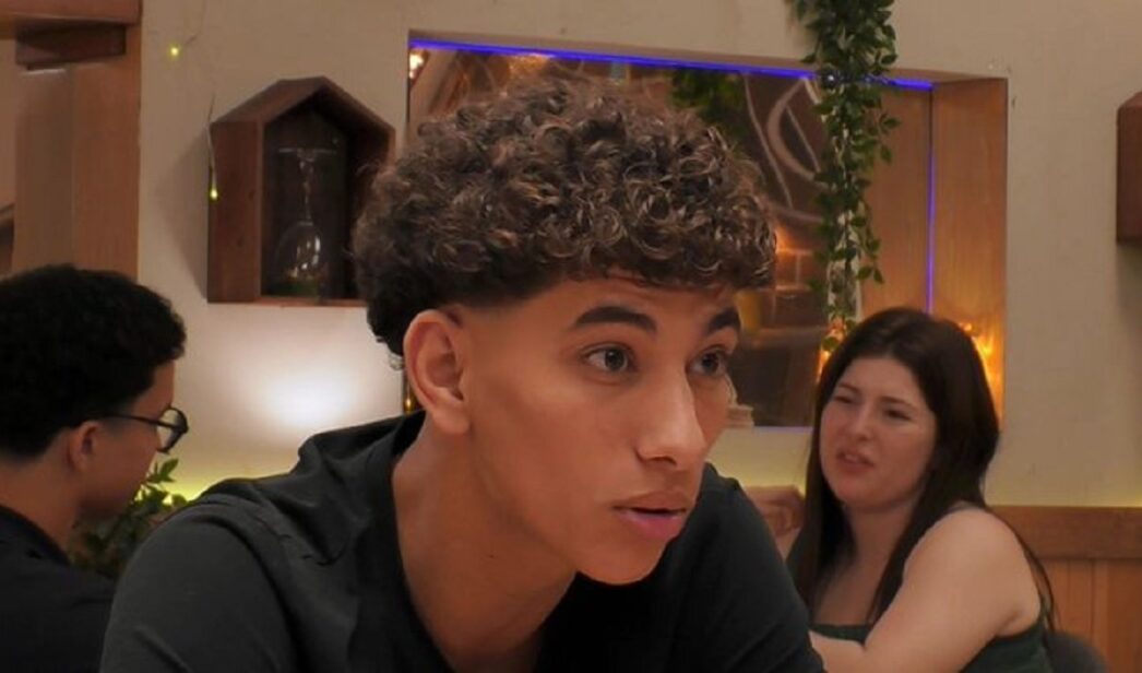 Hamza en 'First Dates'.