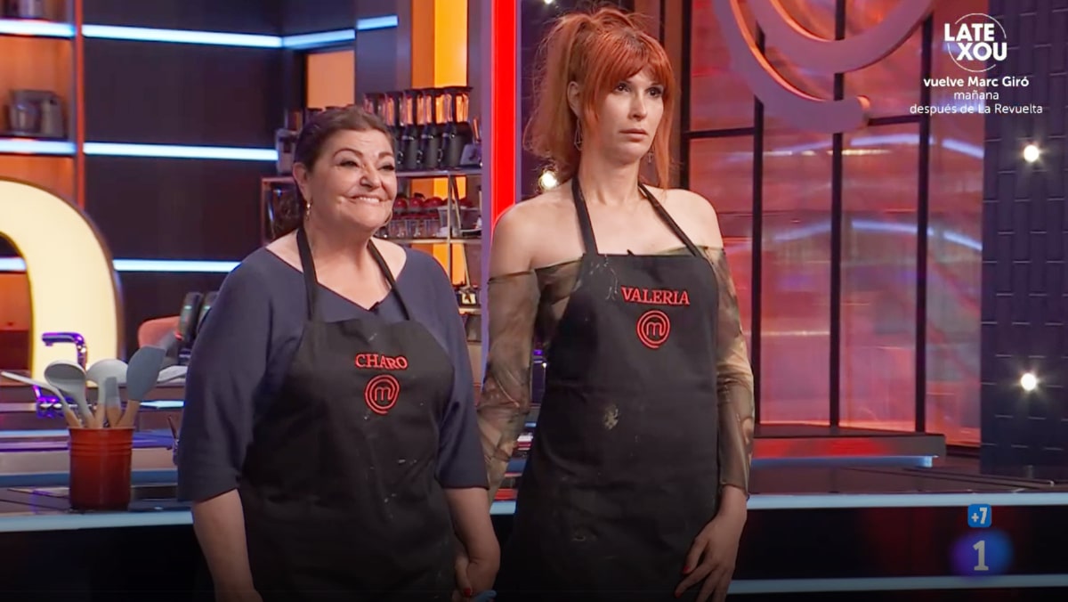 Charo Reina y Valeria Vegas en 'MasterChef Celebrity'.