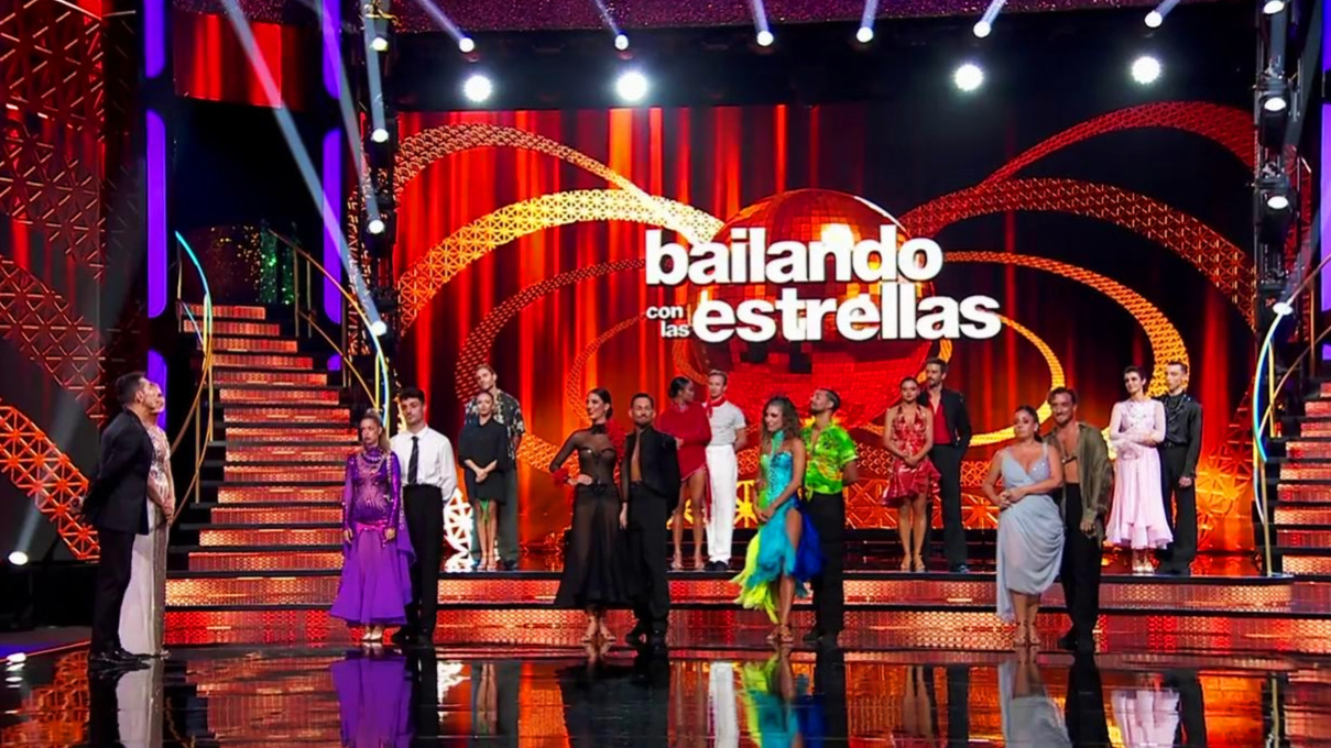 'Bailando con las Estrellas' da la sorpresa con una doble expulsión