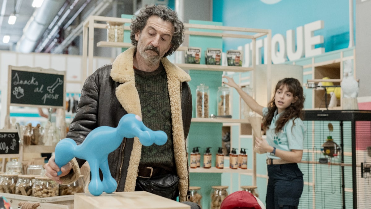 Luis Zahera y Lucía Caraballo en 'Animal'.