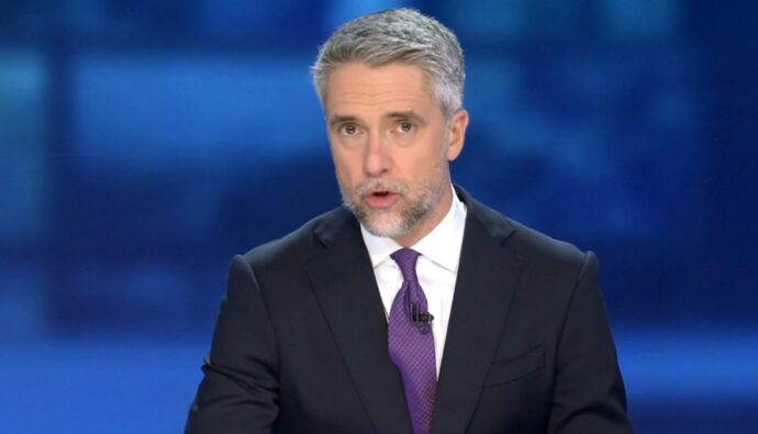 Carlos Franganillo en 'Informativos Telecinco'.