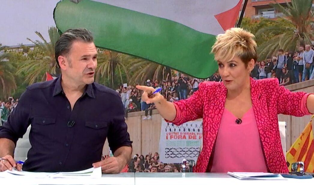 Iñaki López y Cristina Pardo en 'Más vale tarde'.