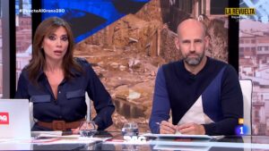 Marta Flich y Gonzalo Miró en 'Directo al grano'.