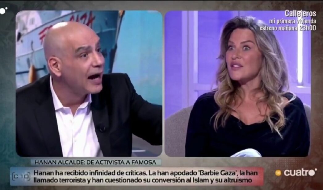 Nacho Abad y Hanan Alcalde en 'Código 10'.