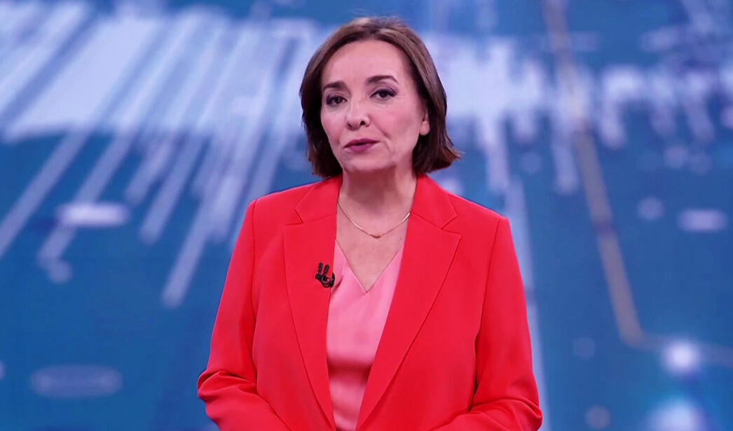 Pepa Bueno en el 'Telediario' de La 1