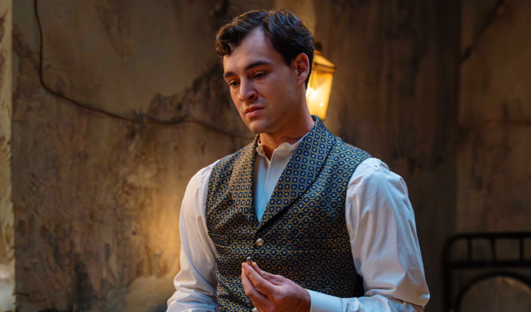 Xavi Lock, Curro en 'La Promesa'