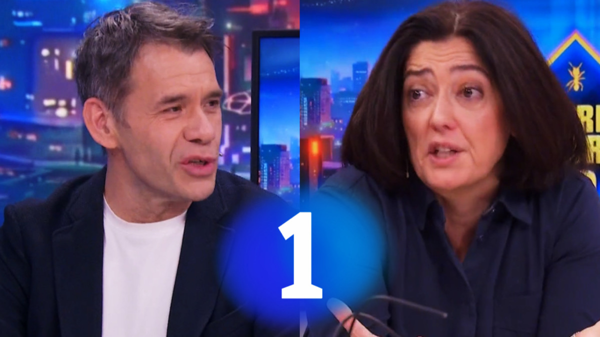 Rubén Amón y Rosa Belmonte y el logo de La 1