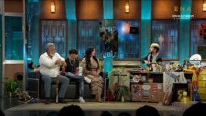 Los protagonistas de 'Ciudad sin sueño' en 'La Revuelta' junto a David Broncano