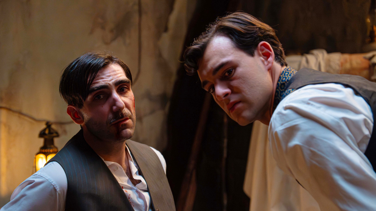 Guillermo Serrano y Xavi Lock, Lorenzo y Curro en 'La Promesa'