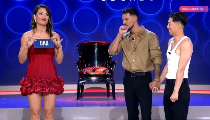 Nagore Robles y los finalistas de 'Uno de GH20' de Mediaset Infinity.