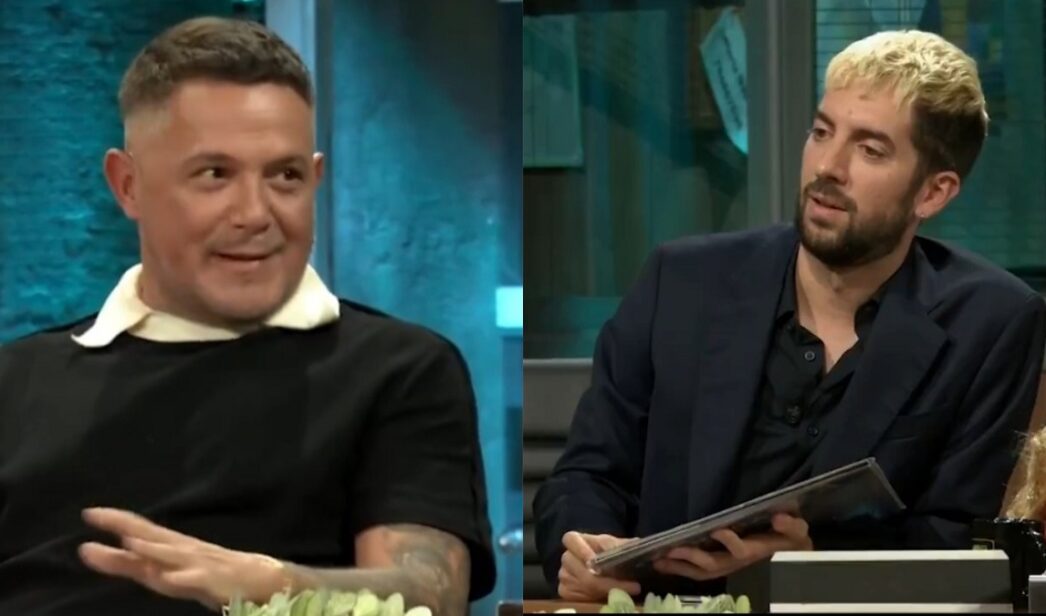 Alejandro Sanz y David Broncano en 'La Revuelta'.