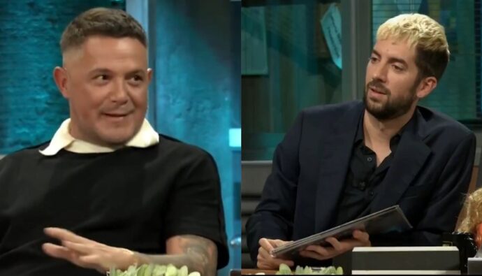 Alejandro Sanz y David Broncano en 'La Revuelta'.