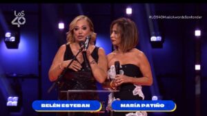 Belén Esteban y María Patiño en Los 40 Music Awards.