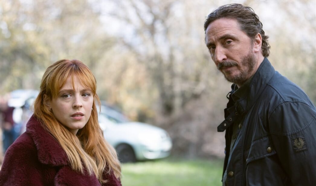 Catalina Sopelana e Iván Massagué en 'El cuco de cristal'.