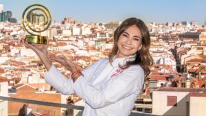 Mariló Montero, ganadora de 'MasterChef Celebrity 10' en la terraza del Hotel Room Mate Macarena en Madrid.